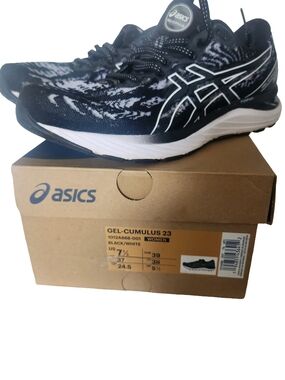Asics Gel Cumulus 23 Women's Running Shoes - Black & White Knit Size US 7.5